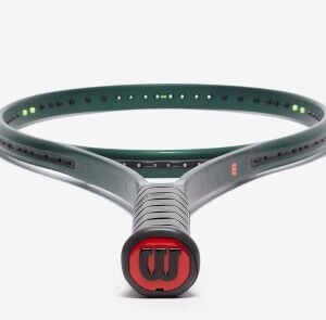 Wilson Blade Pro 98 18x20 V9 Tenis Raketi 305 Gr. WR150411U3