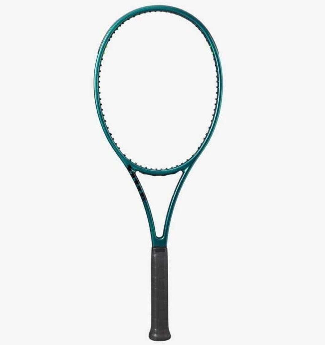 Wilson Blade Pro 98 18x20 V9 Tenis Raketi 305 Gr. WR150411U2