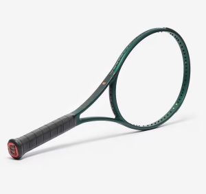Wilson Blade Pro 98 16x19 V9 Tenis Raketi 305 Gr. WR150511U2