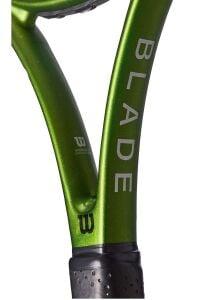 Wilson Blade Feel Comp Jr. 26 Çocuk Tenis Raketi
